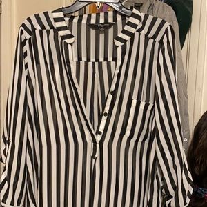 women’s button up blouse